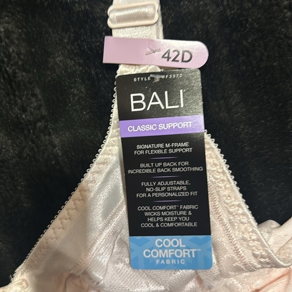 NWT Bali Classic support cool comfort 42D light pink bra w adjustable straps - Picture 3 of 8